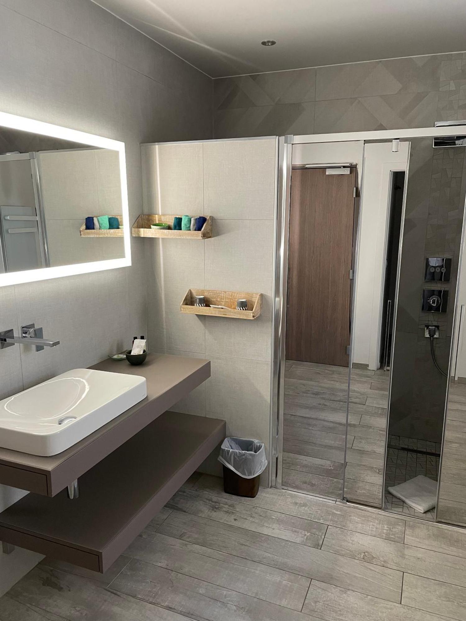 Hotel Le Rabelais لو لا فاندو المظهر الخارجي الصورة