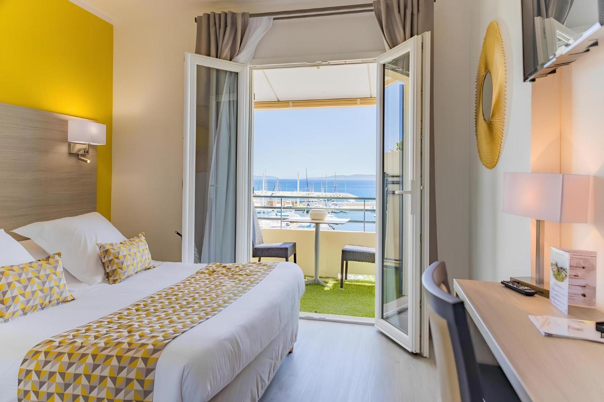 Hotel Le Rabelais لو لا فاندو المظهر الخارجي الصورة