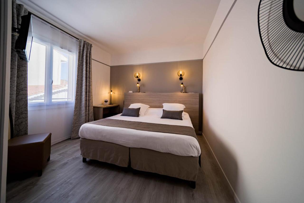 Hotel Le Rabelais لو لا فاندو المظهر الخارجي الصورة